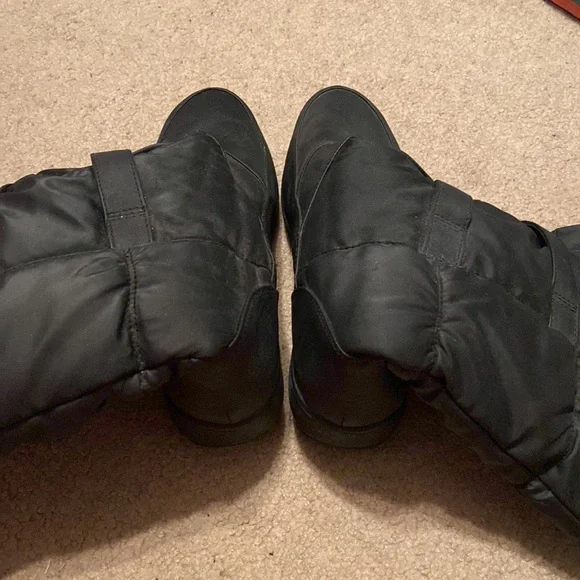 Snow Boots Size 10 💗 - Picture 7 of 7